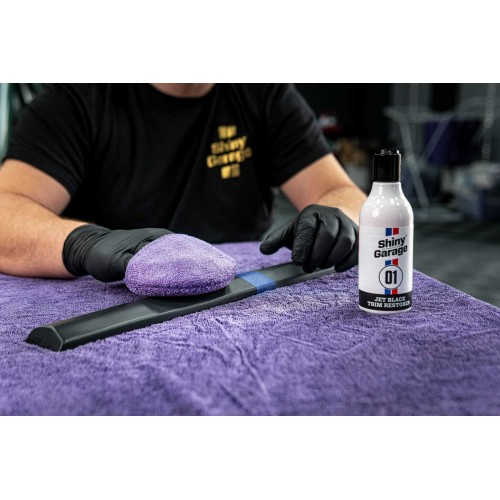 SHINY GARAGE JET BLACK, OSVEŽIVAČ SPOLJNE PLASTIKE 500 ml - Slika 2